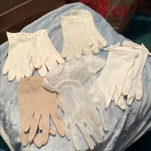 Elegant Women’s Glove Set